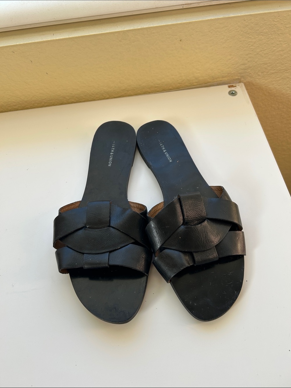 14th & Union Black Braided Leather Slide Sandals